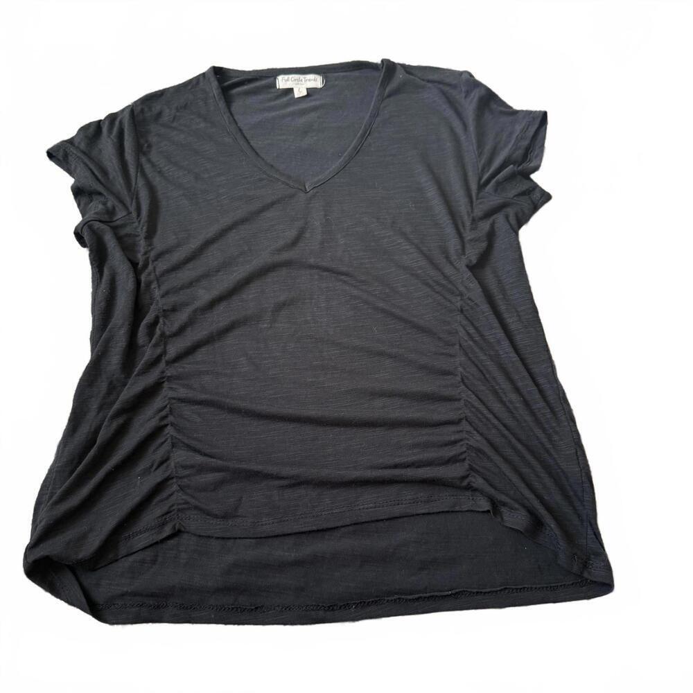 Full Circle Trends Black Ruched Side V-Neck Tee L Casual Minimal